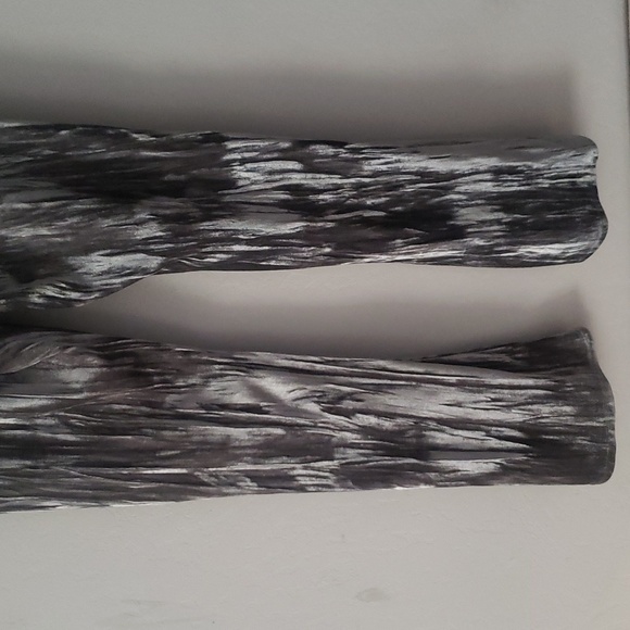 Urban Outfitters Alura Velvet Flare Pant Olive Green Grey High Waist Stretch - Picture 13 of 16